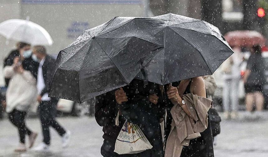 Meteoroloji'den 17 il için kuvvetli yağış ve rüzgar uyarısı