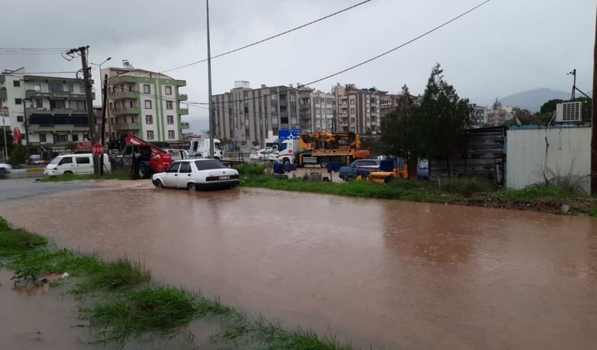 Muğla'da şiddetli yağış etkili oldu