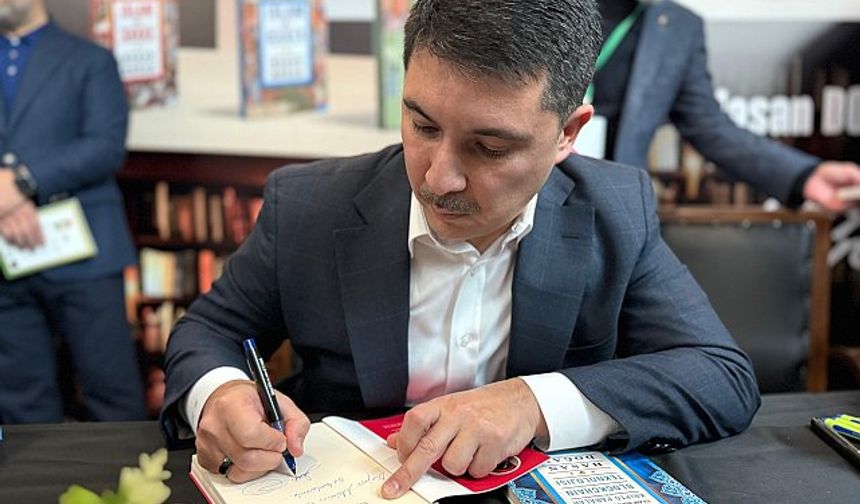 Cumhurbaşkanlığı Özel Kalem Müdürü Hasan Doğan: Ankara Kitap Fuarı'nda